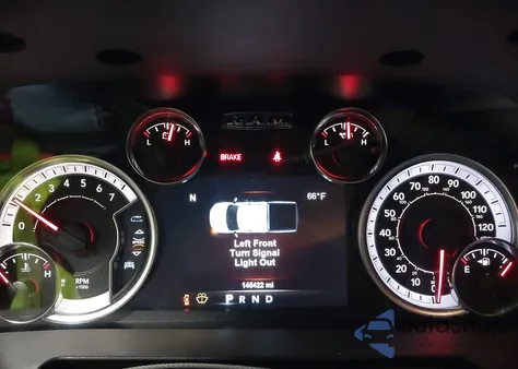 2018 Ram 1500 Big Horn 4X4 5'7 Box из США, поврежденный, VIN 3C6RR7LT2JG227707